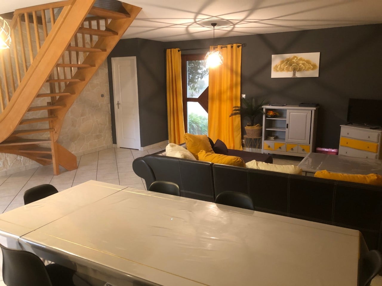 163525482_2808379676042479_1789341564033275045_n Hébergement Futuroscope